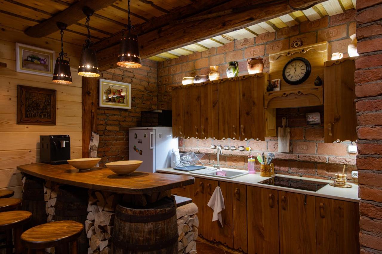 Apartamento Знакова Хата Grebenov Exterior foto